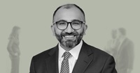 Inayat Ali Hemani - Knowledge Management Lawyer - Headshot