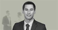 Jonathan Kachiu - Associate - Headshot