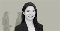 June Hu - Registered Foreign Lawyer - Headshot